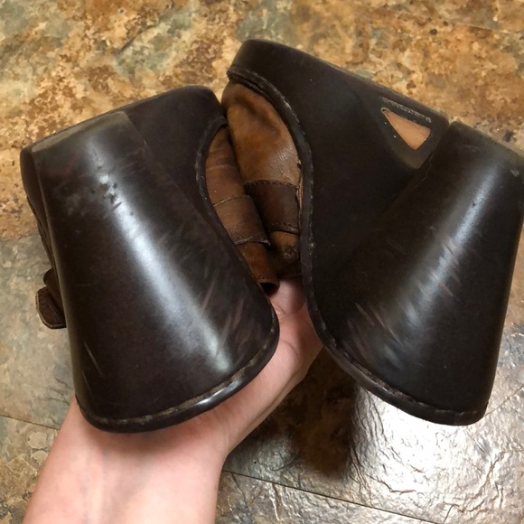 Size 10 Born Shoes* - Picture 6 of 16